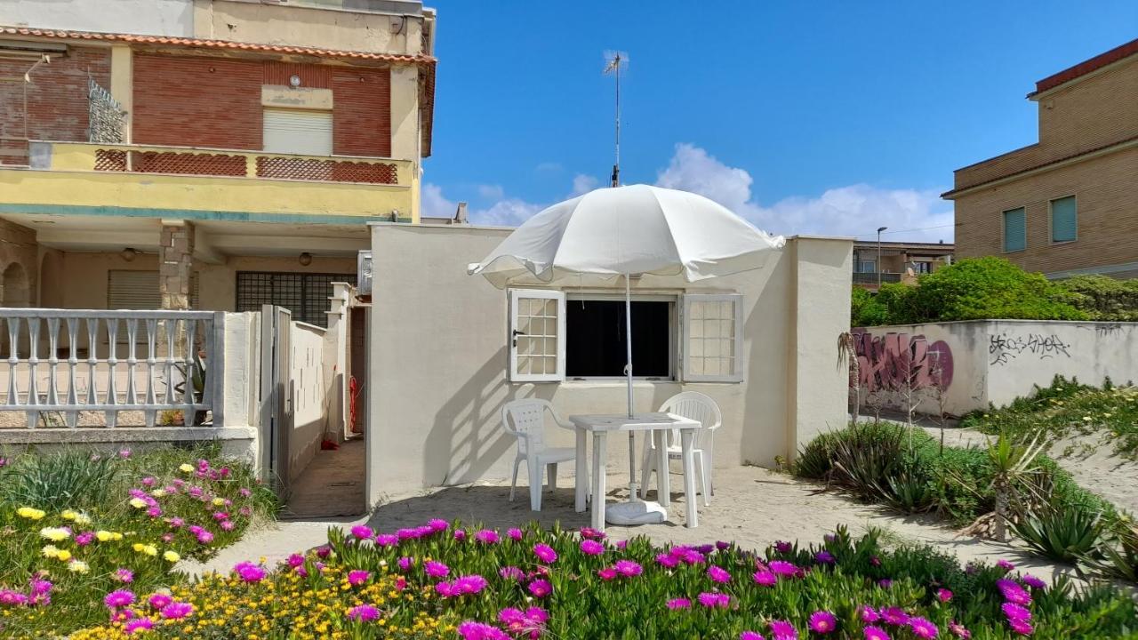 Ferienwohnung Casina Sulla Sabbia Torvaianica Exterior foto