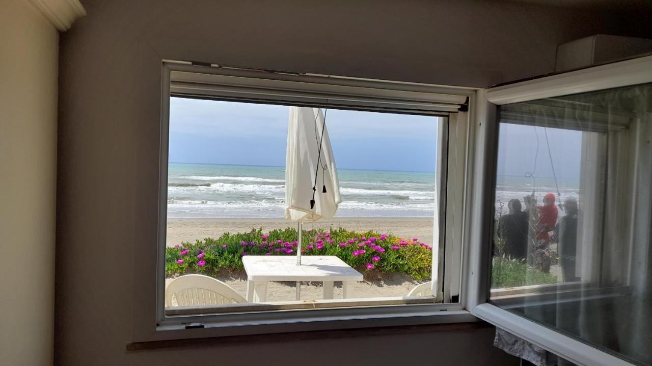 Ferienwohnung Casina Sulla Sabbia Torvaianica Exterior foto
