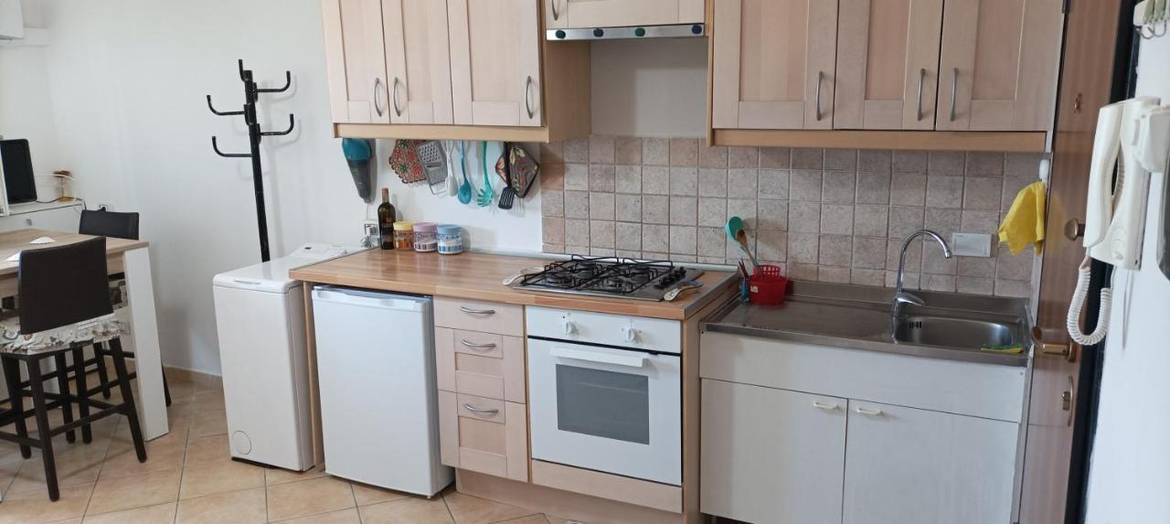 Ferienwohnung Casina Sulla Sabbia Torvaianica Exterior foto