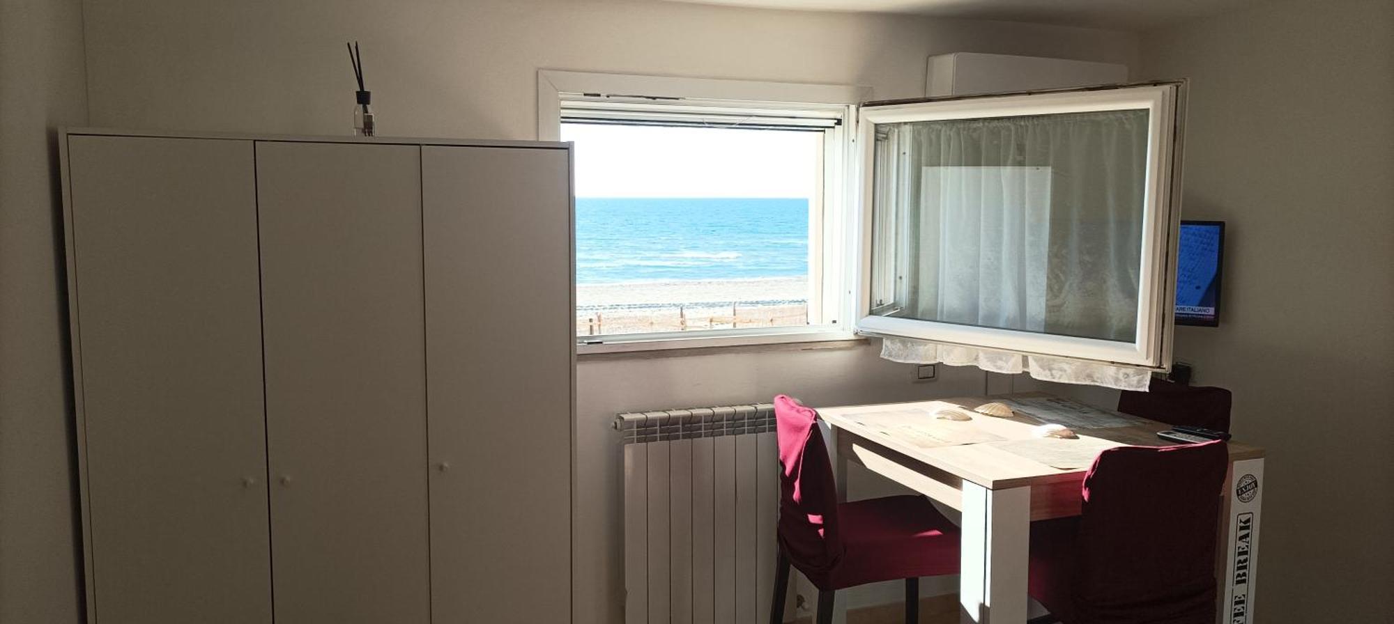 Ferienwohnung Casina Sulla Sabbia Torvaianica Exterior foto