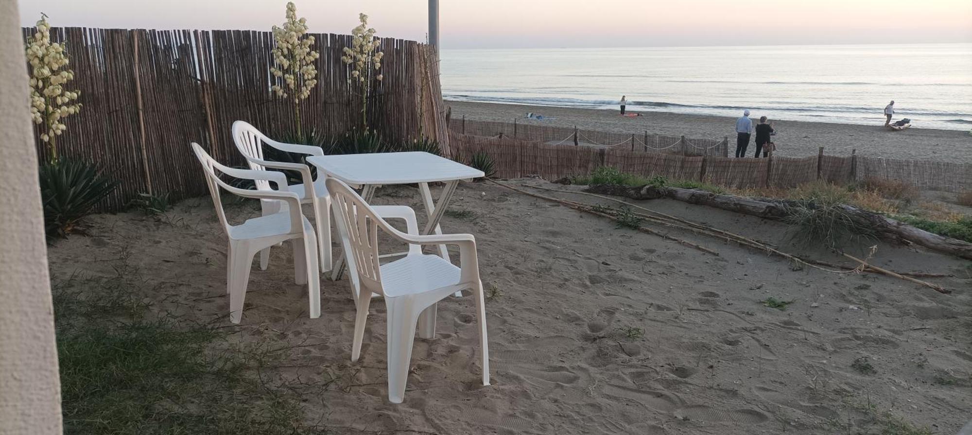 Ferienwohnung Casina Sulla Sabbia Torvaianica Exterior foto